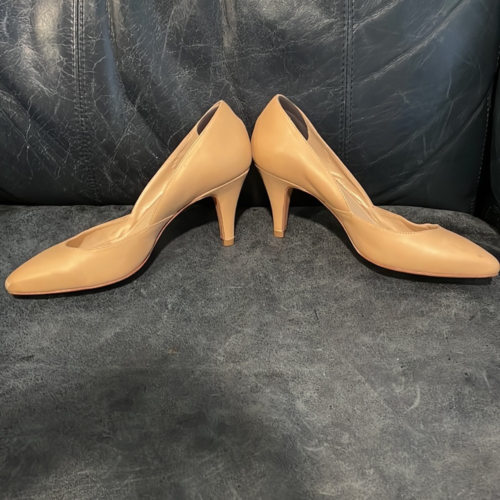 Loeffler Randall Nude Kitten Heels. Worn 1x to a wedding. Perfect for weddings! - Picture 2 of 8